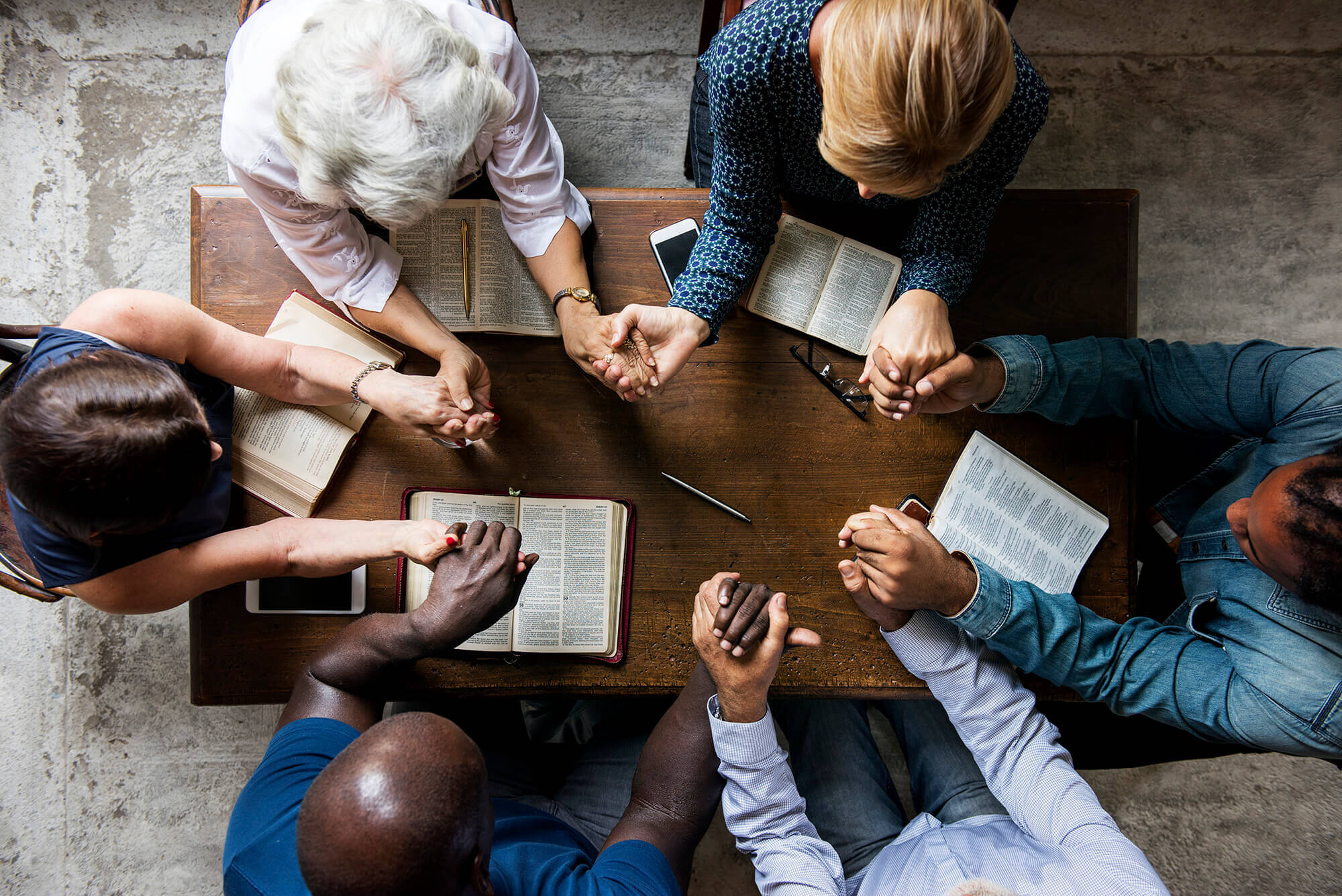 Diverse praying group