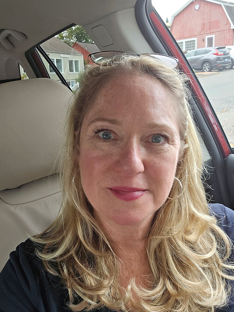 SET-recent-pic-in-car